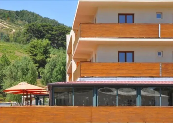 Castel De Vergio *