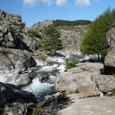 Castel De Vergio Hotell *