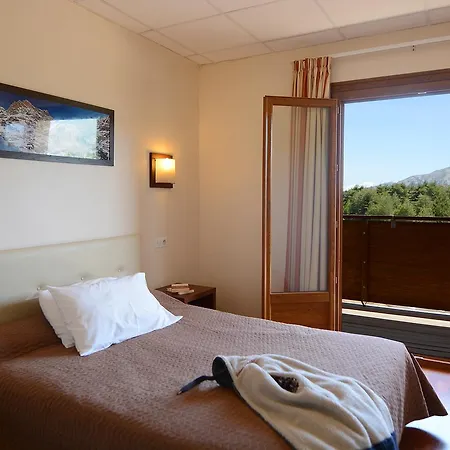 Castel De Vergio Hotel *